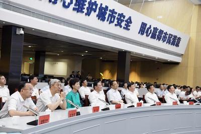 滬黔合作新篇章 李強(qiáng)、應(yīng)勇與貴州省黨政代表團(tuán)共商發(fā)展大計(jì)